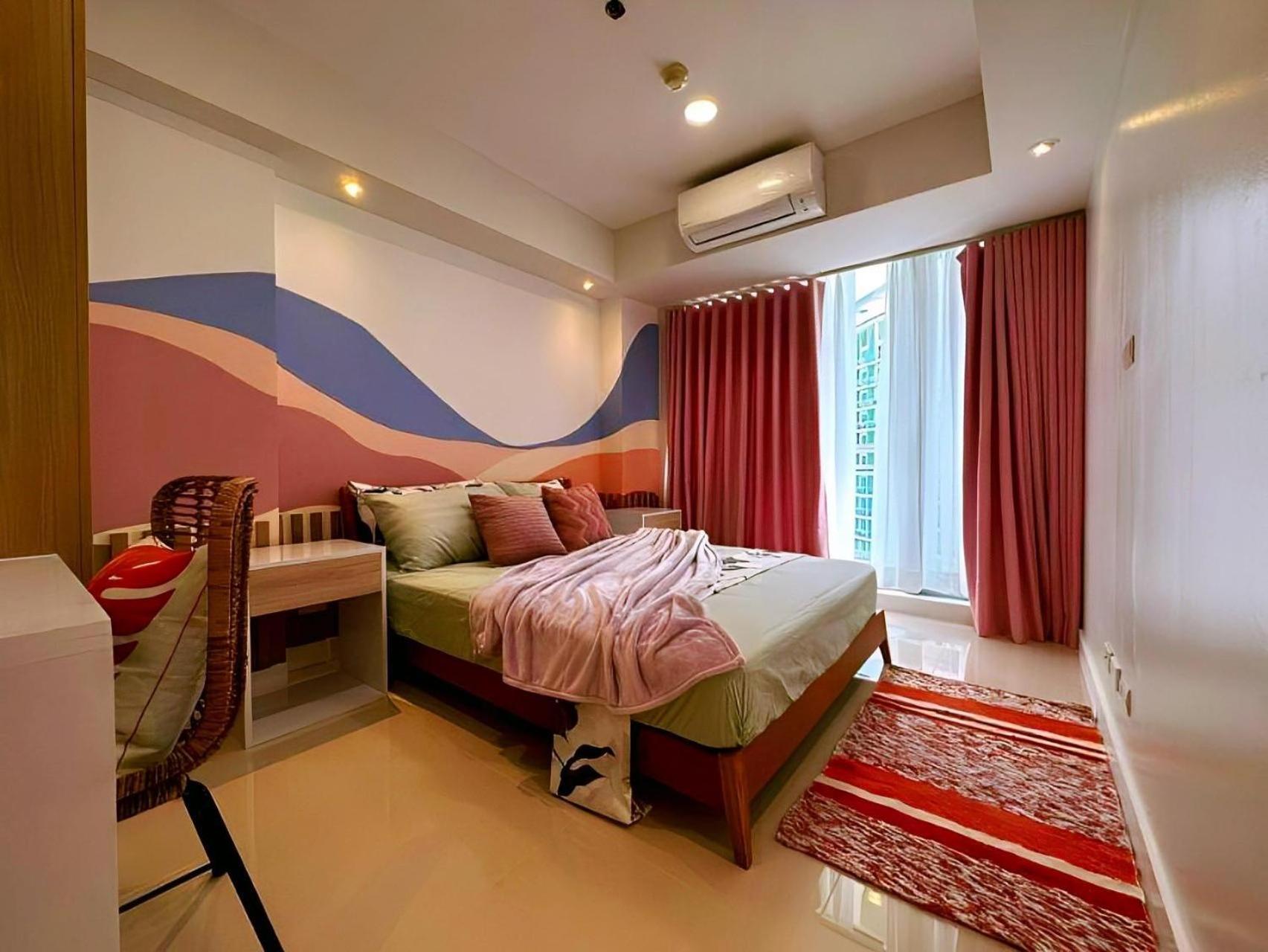 Manila Urban Resort At Azure Εξωτερικό φωτογραφία