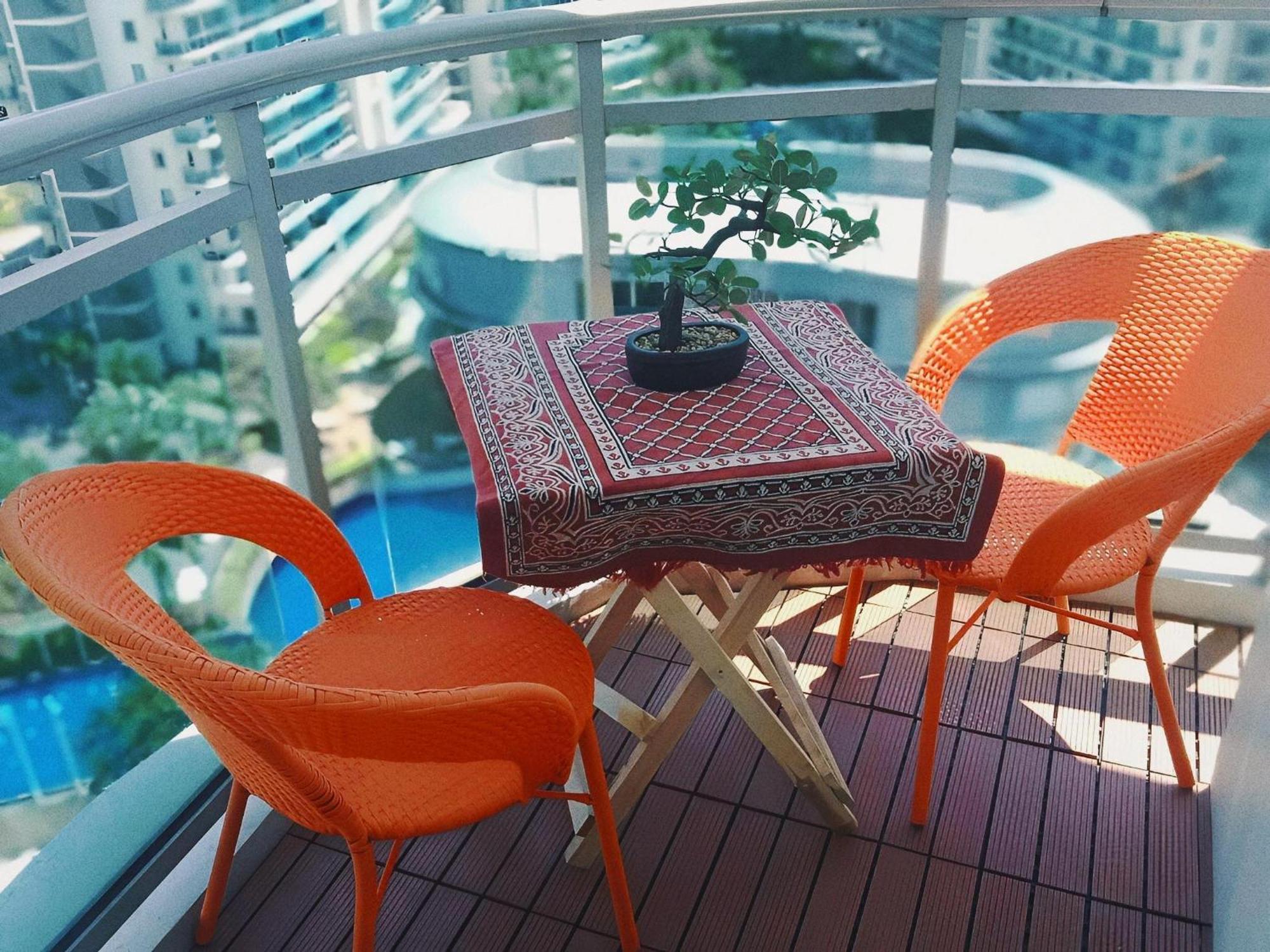 Manila Urban Resort At Azure Εξωτερικό φωτογραφία
